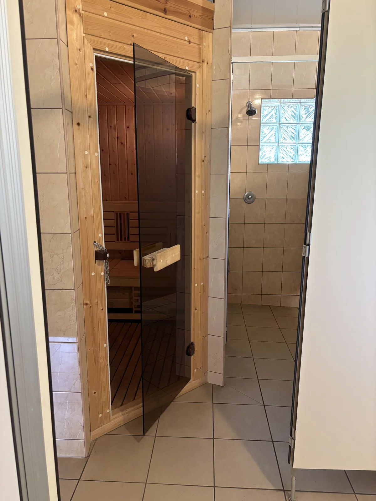 /assets/sanitariaty/Sauna_Agroska_1.webp